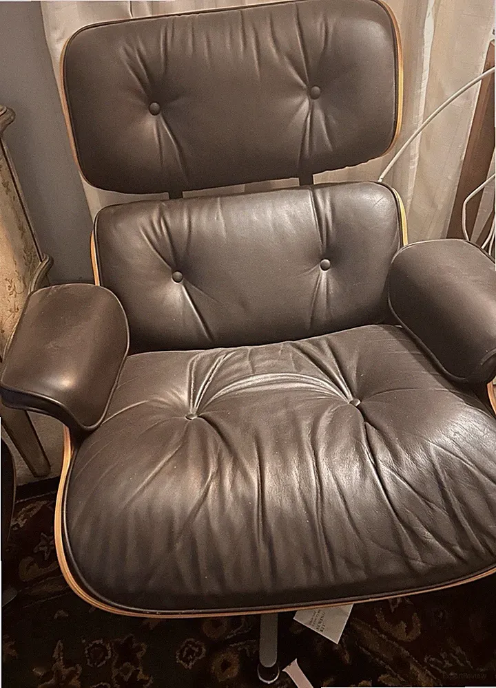 Eames brown leather/rosewood chaise lounge chair